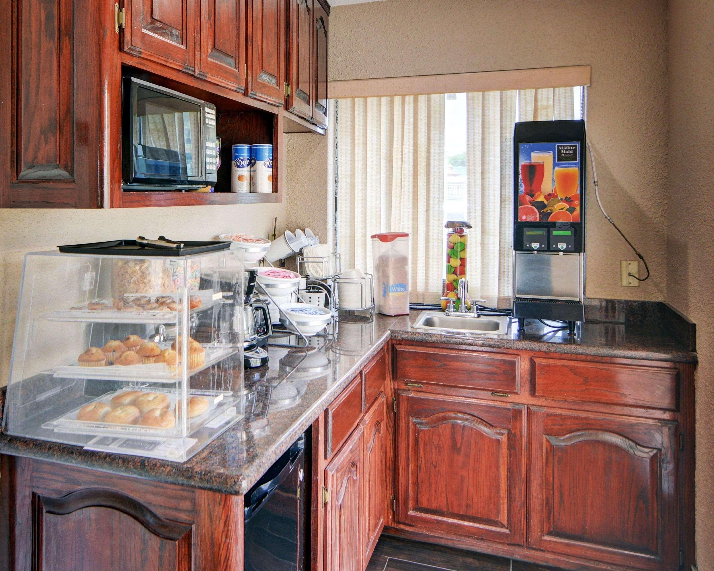 Loyalty Inn Gainesville Extérieur photo